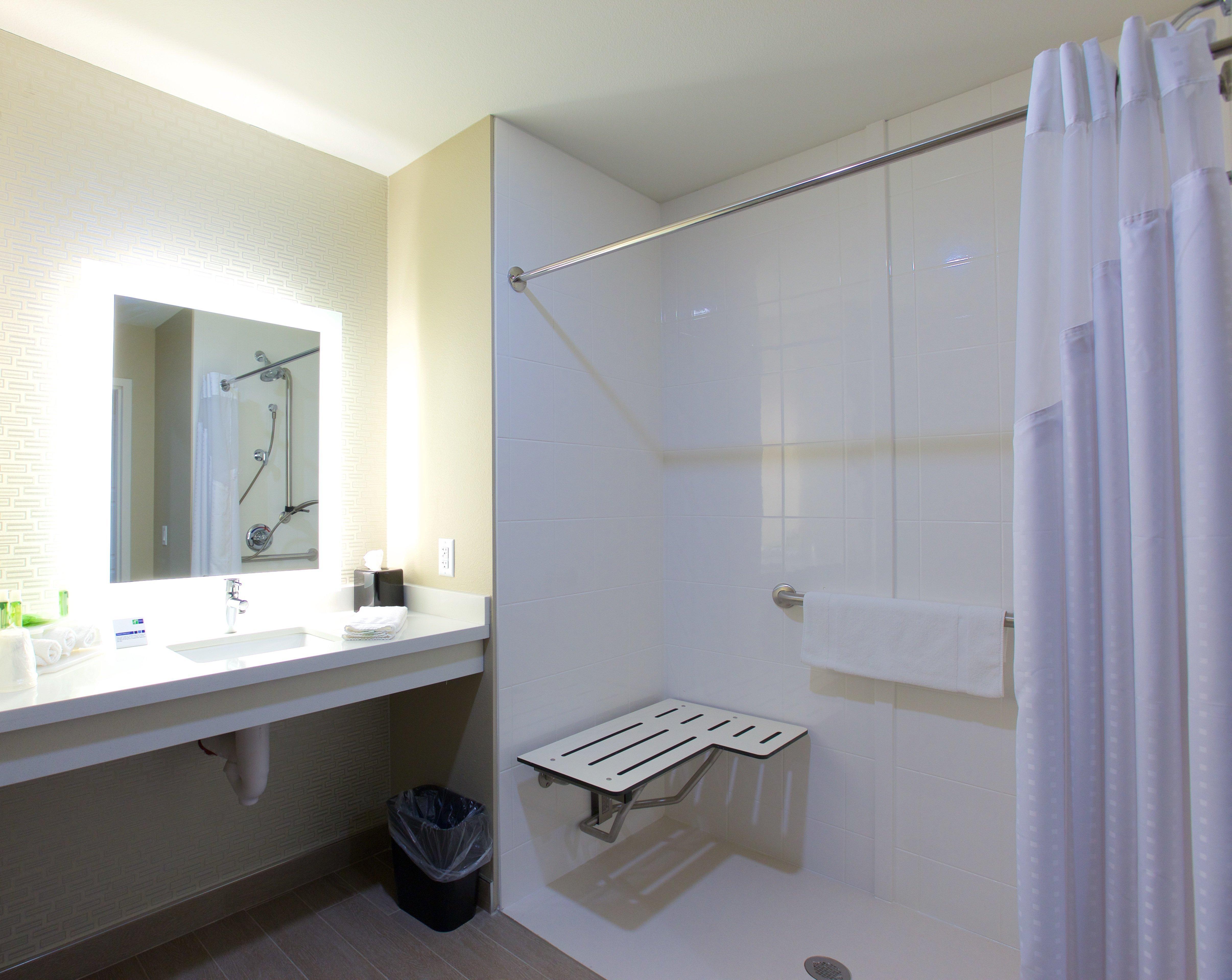 Holiday Inn Express Fargo Sw I94 Medical Center, An Ihg Hotel Eksteriør billede