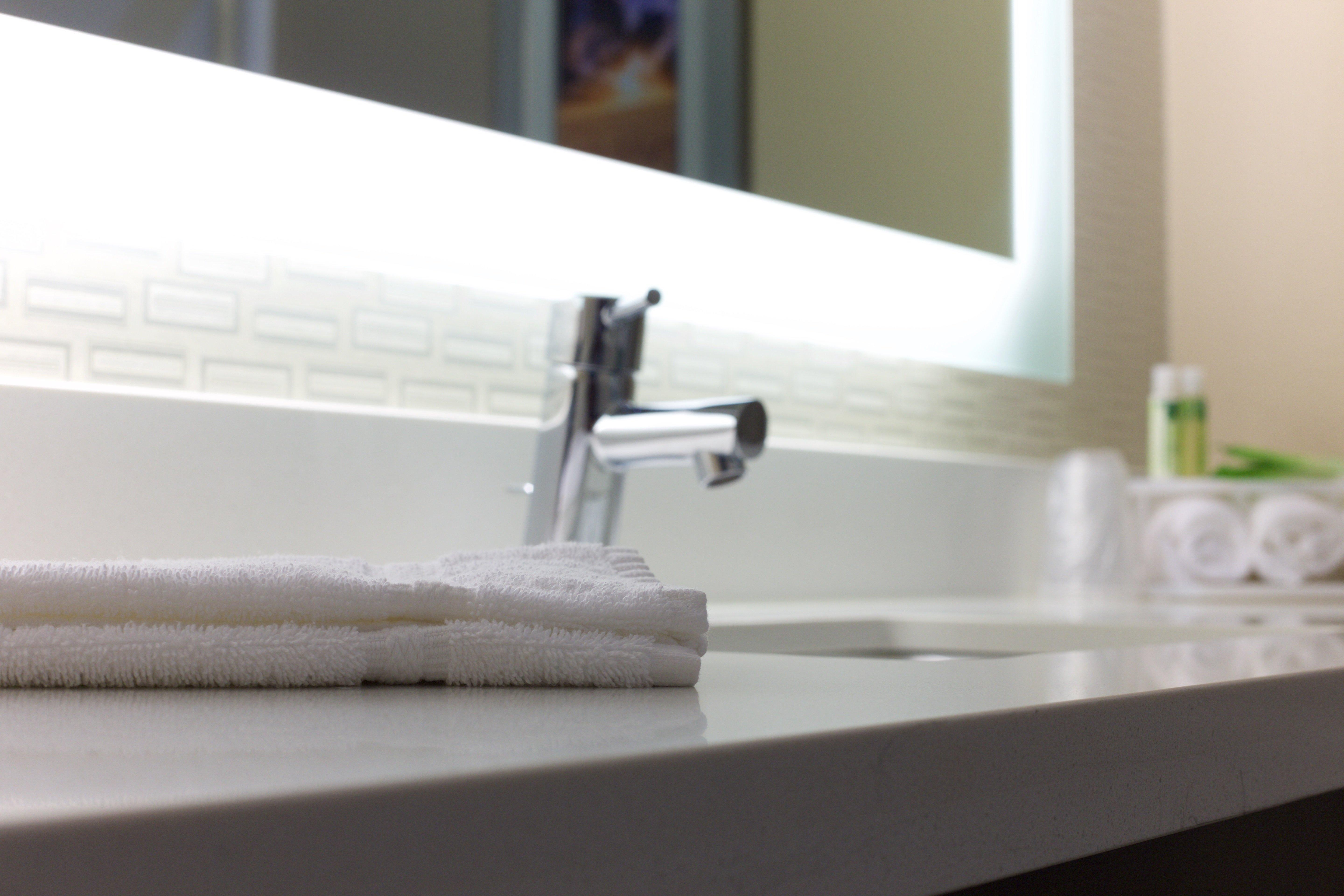 Holiday Inn Express Fargo Sw I94 Medical Center, An Ihg Hotel Eksteriør billede