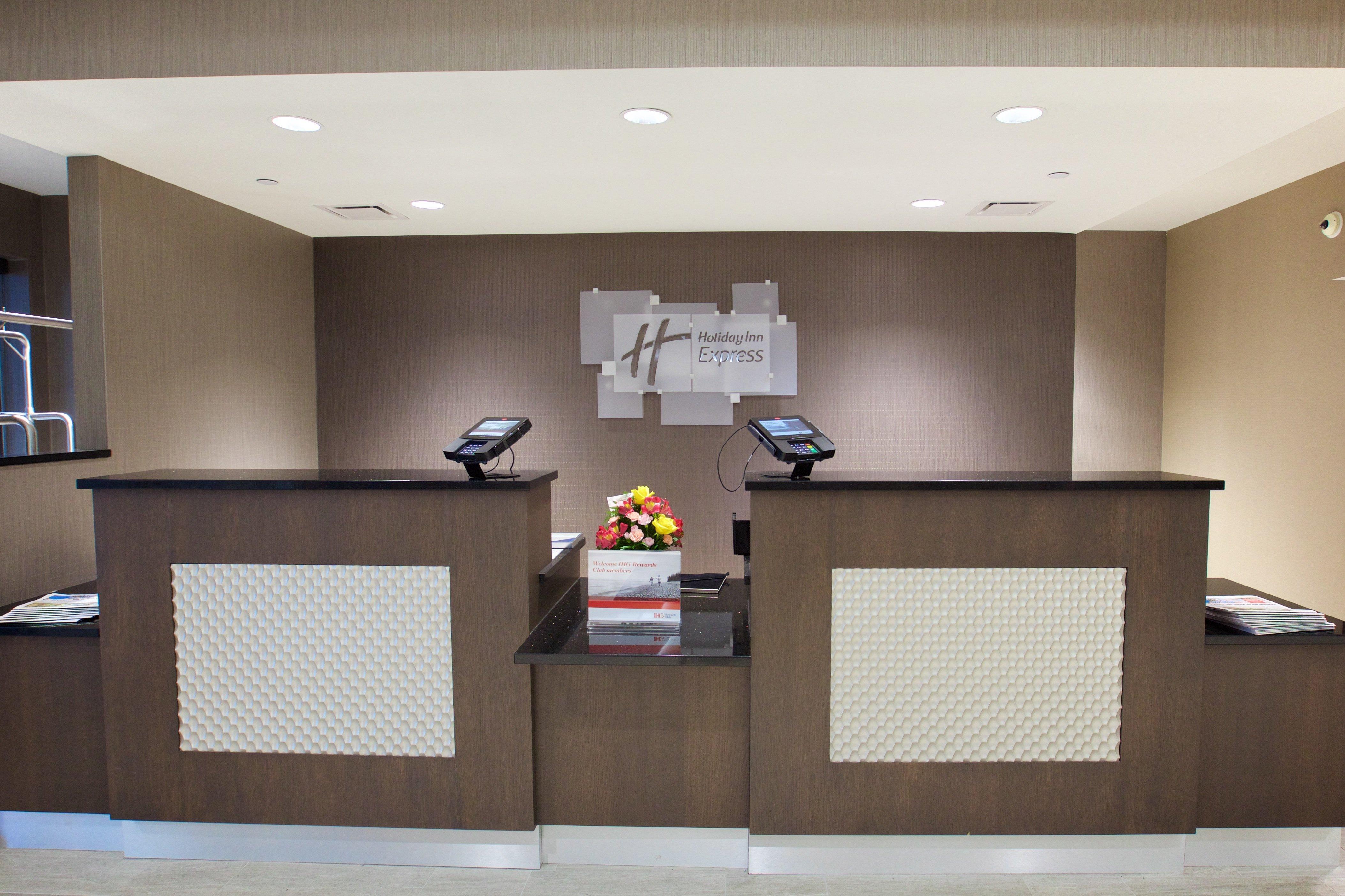 Holiday Inn Express Fargo Sw I94 Medical Center, An Ihg Hotel Eksteriør billede