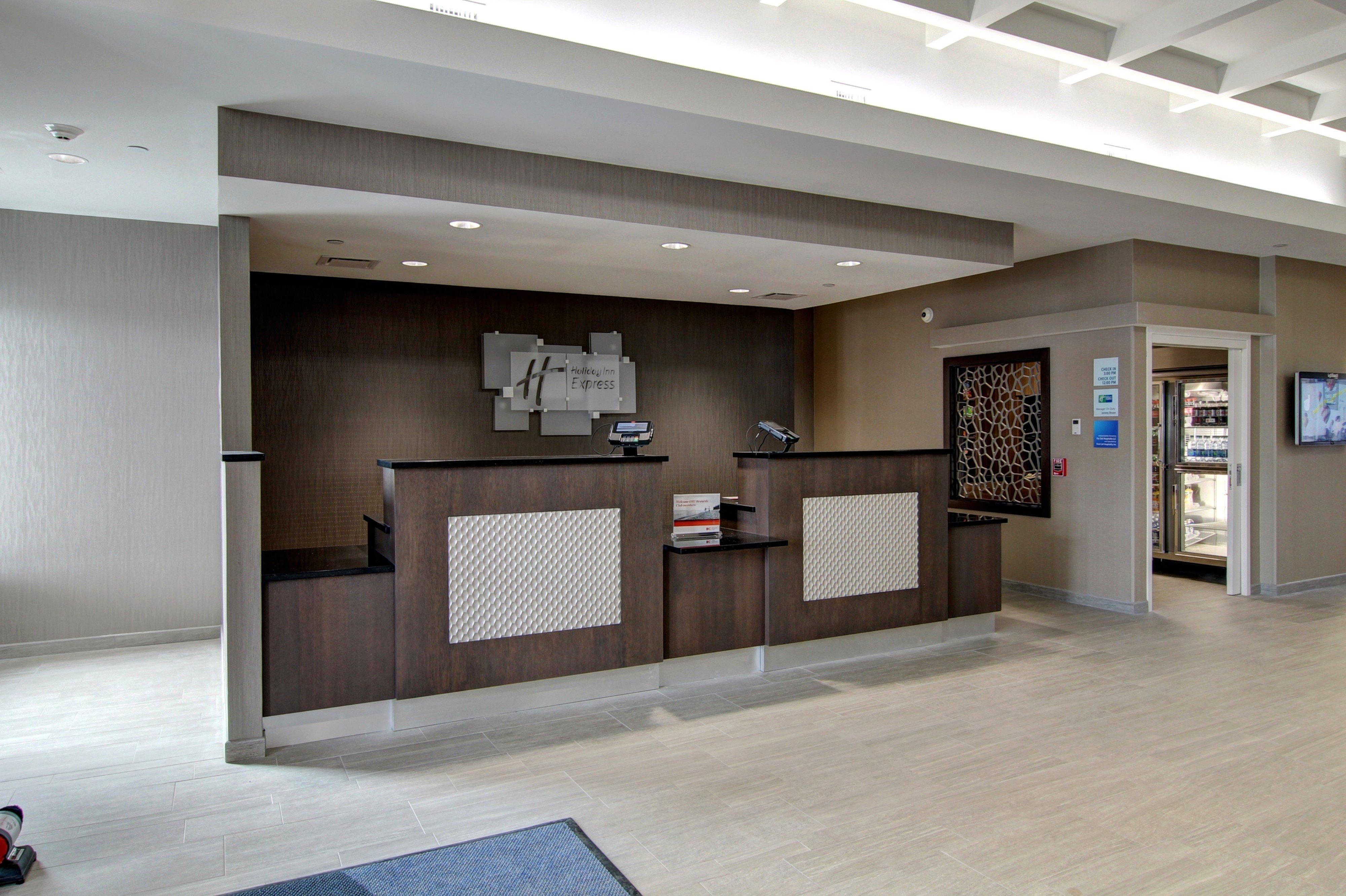 Holiday Inn Express Fargo Sw I94 Medical Center, An Ihg Hotel Eksteriør billede